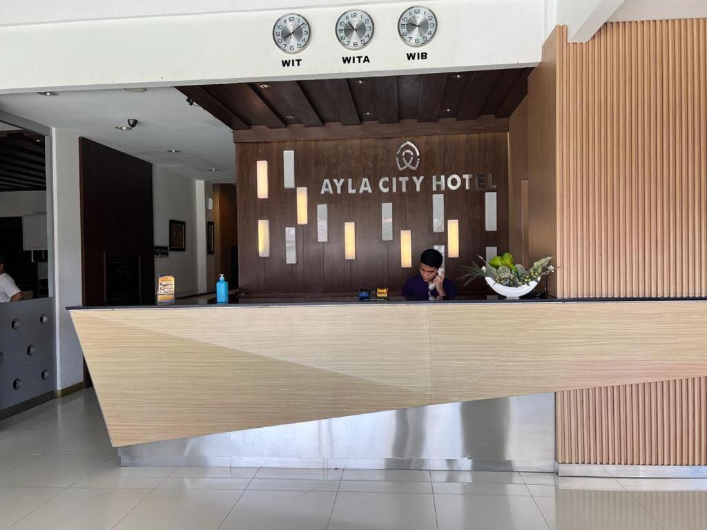 Ayla City Hotel Sorong Exterior photo